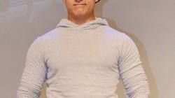 Aamir Khan starts smoking again