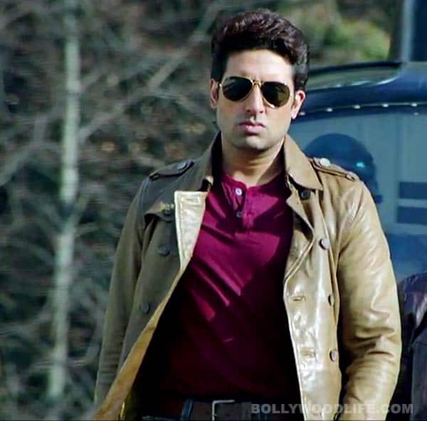 Abhishek Bachchan performing auto rickshaw stunt in Dhoom:3 Abhishek Bachchan performing auto rickshaw stunt in Dhoom:3