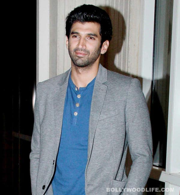 Aditya Roy Kapur to follow Priyanka Chopra? Aditya Roy Kapur to follow Priyanka Chopra?