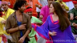 Shahid Kapoor and Sonakshi Sinha in R...Rajkumar