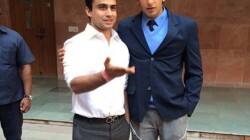 Has Ranveer Singh shed his Ram-Leela look to go back to college?