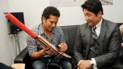 Sachin gifts Adhyan Suman