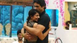 Bigg Boss 7: Has Kamya Punjabi moved from Gauahar Khan's side to Tanishaa Mukherji's side?