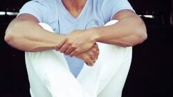 Sonu Sood's car catches fire like Paul Walker