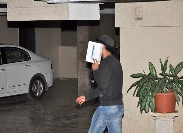 Is Ranbir Kapoor ashamed of himself? Is Ranbir Kapoor ashamed of himself?