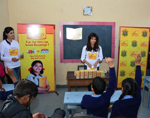 Chitranda Singh teaching Chitranda Singh teaching