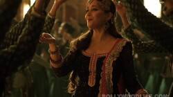 Dedh Ishqiya-Gay Icon