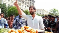 Ranbir Kapoor sells vada pav