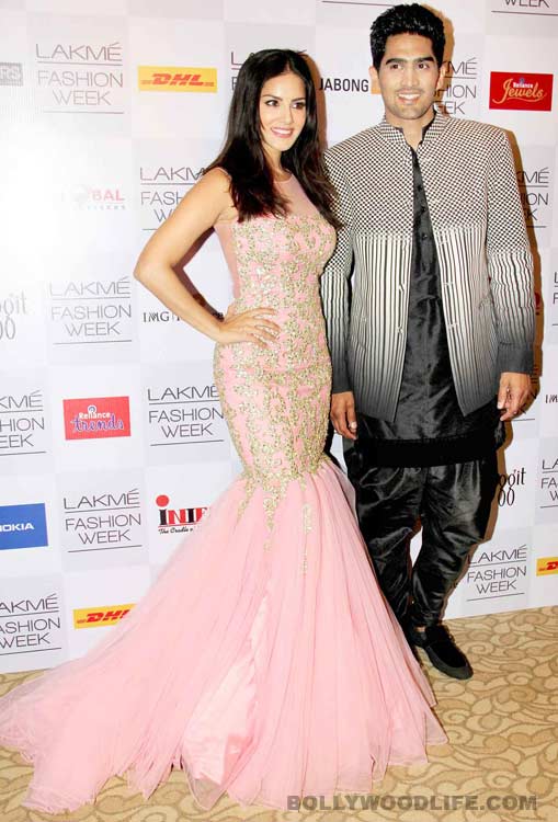 Sunny-Leone-2