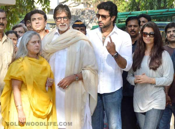 Amitabh-Bachchan-Jaya-Bachchan-Abhishek-Bachchan-Aishwarya-Ray-Bachchan-1-250414