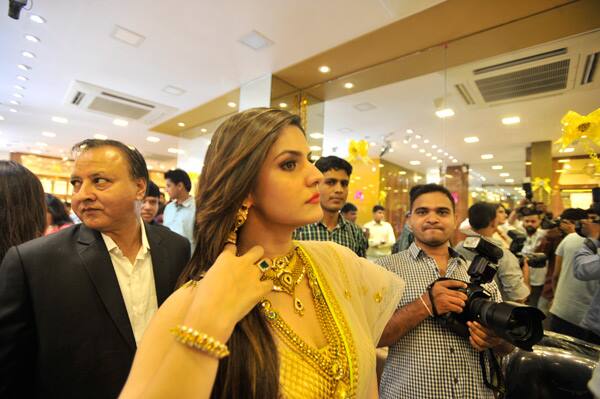 What is Zarine Khan upto these days? What is Zarine Khan upto these days?
