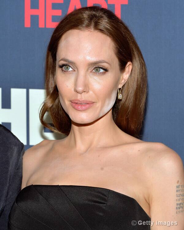 Angelina Jolie’s make-up mishap! Angelina Jolie’s make-up mishap!