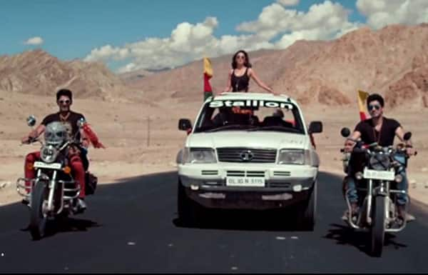 Fugly: Dhup Chik Video Song Raftaar - YouTube