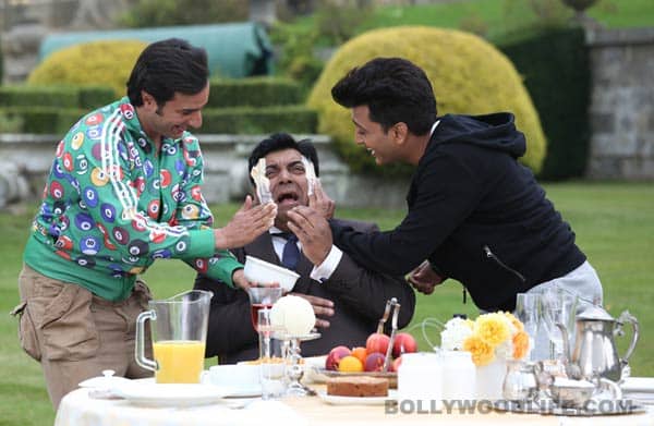 When Saif Ali Khan and Riteish Deshmukh gave Ram Kapoor butter facial! When Saif Ali Khan and Riteish Deshmukh gave Ram Kapoor butter facial!