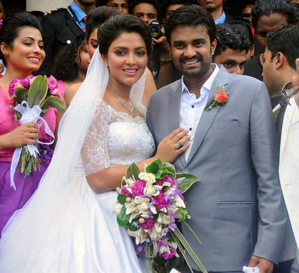 AmalaPaul_engagement_PTI