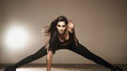 After launching fitness DVDs, Bipasha Basu turns personal fitness trainer?