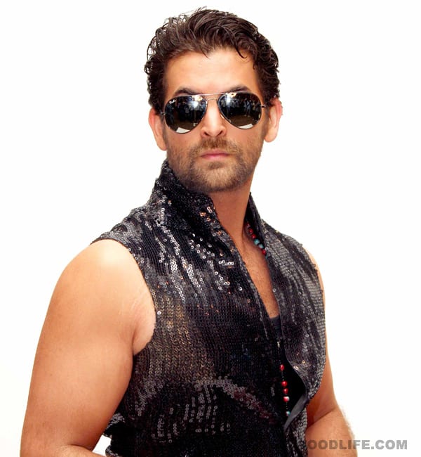 Neil Nitin Mukesh: I am as stylish as Brad Pitt and David Beckham in Kaththi! Neil Nitin Mukesh: I am as stylish as Brad Pitt and David Beckham in Kaththi!