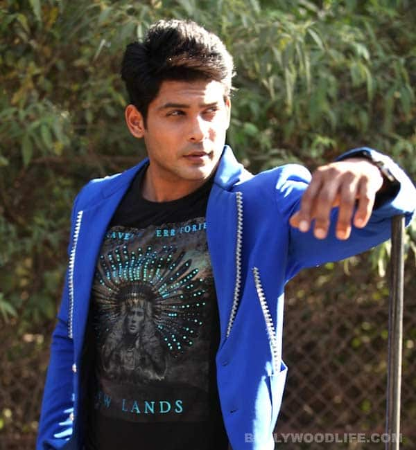 siddharth shukla t shirt brand