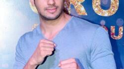 Sidharth Malhotra to bulk up for Warrior!