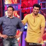 Bigg-Boss-8-Salman-Khan-and-Arjun-Kapoor-(2)