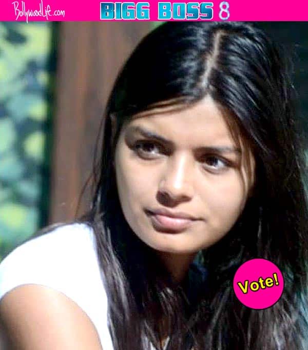 Bigg Boss 8 Sonali Raut Becomes The Captain Does She