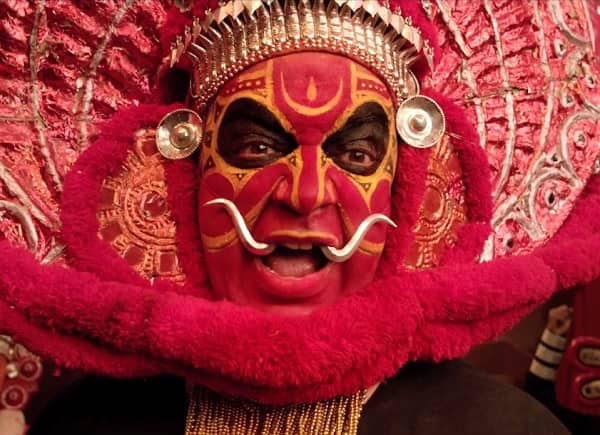 Uttama Villain trailer: Kamal Haasans dual avatar entertainer.