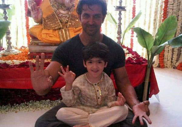 Hrithik Roshan's new picture with Lord Ganesh will make you scream Déjà