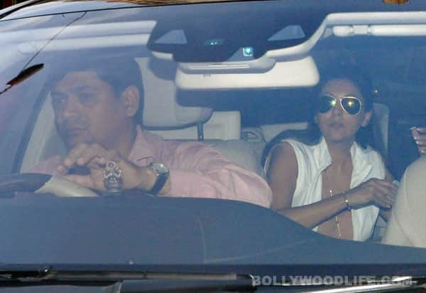 Shah Rukh Khan's wife Gauri visits Rani Mukerji and Adira in the