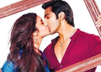 OMG! Did Varun Dhawan just kiss Alia Bhatt? OMG! Did Varun Dhawan just kiss Alia Bhatt?