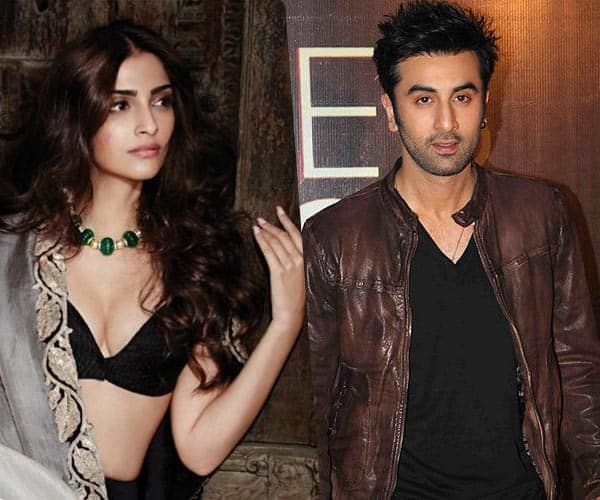 http://st1.bollywoodlife.com/wp-content/uploads/2016/09/sonam-and-ranbir.jpg
