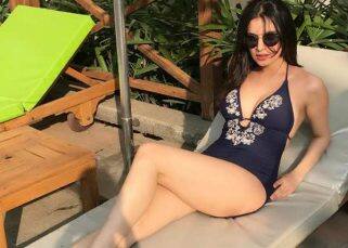 Dream Girl actress Shraddha Arya flaunts her sexy curves in a swimsuit - view pic! Dream Girl actress Shraddha Arya flaunts her sexy curves in a swimsuit - view pic!