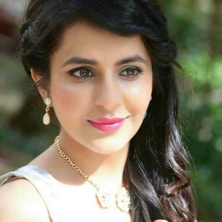 Roop Durgapal 2012 nude (64 pics) Erotica, Twitter, braless