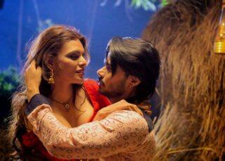 Sambhavna Seth UPSET with her husband Avinash for these lovemaking scenes with Sherlyn Chopra Sambhavna Seth UPSET with her husband Avinash for these lovemaking scenes with Sherlyn Chopra