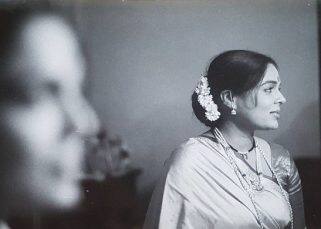 Renuka Shahane posts an emotional tribute for Reema Lagoo, says her on-screen mother used to help her if an actor became over friendly Renuka Shahane posts an emotional tribute for Reema Lagoo, says her on-screen mother used to help her if an actor became over friendly
