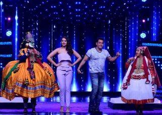 Nach Baliye 8: Siddharth Jadhav - Trupti get eliminated as Salman Khan shows off his moves Nach Baliye 8: Siddharth Jadhav - Trupti get eliminated as Salman Khan shows off his moves