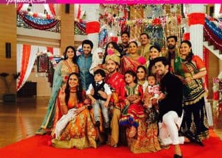 Devoleena Bhattacharjee, Rupal Patel, Tanya Sharma pose for the last time as Saath Nibhaana Saathiya wraps up - view pics! Devoleena Bhattacharjee, Rupal Patel, Tanya Sharma pose for the last time as Saath Nibhaana Saathiya wraps up - view pics!