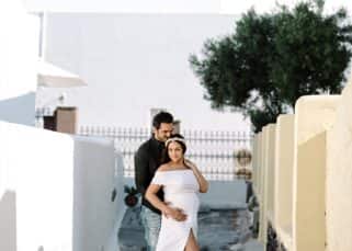 Mommy-to-be Esha Deol is celebrating her babymoon in Greece with hubby Bharat - Check out pics Mommy-to-be Esha Deol is celebrating her babymoon in Greece with hubby Bharat - Check out pics