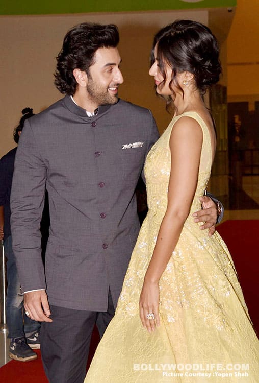 Katrina Kaif owns the red carpet at SIIMA 2017 as she walks with Ranbir