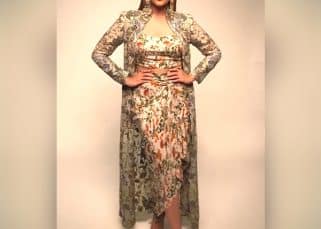 It’s just another smashing day for Sonakshi Sinha in this Anamika Khanna ensemble – View Pics It’s just another smashing day for Sonakshi Sinha in this Anamika Khanna ensemble – View Pics