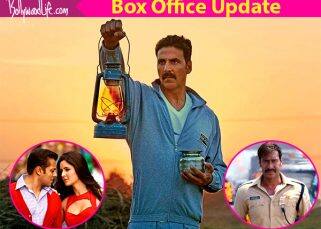 Akshay Kumar's Toilet: Ek Prem Katha fails to BEAT Ek Tha Tiger and Singham Returns' Independence Day collections Akshay Kumar's Toilet: Ek Prem Katha fails to BEAT Ek Tha Tiger and Singham Returns' Independence Day collections
