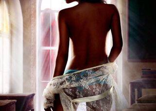 Karishma Sharma's racy backless avatar makes ALTBalaji's Ragini MMS 2.2's first poster super hot! Karishma Sharma's racy backless avatar makes ALTBalaji's Ragini MMS 2.2's first poster super hot!