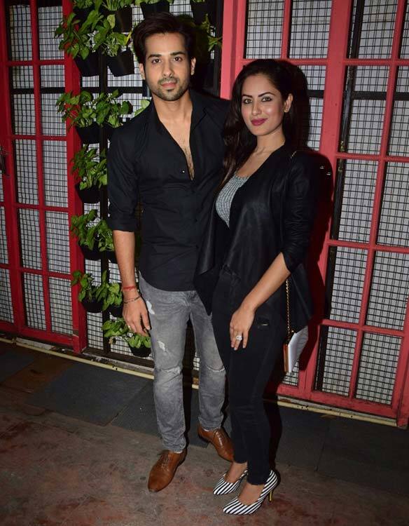 Ankita Lokhande Mouni Roy Drashti Dhami Glam Up Arjun