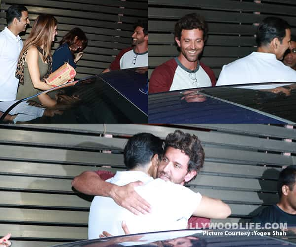 Akshay Kumar And Hrithik Roshan Hug Each Other Like Long Lost Brothers