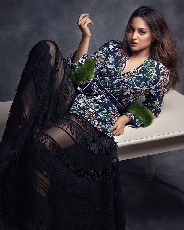 Sonakshi Sinha is having a serious love affair with fringes in her