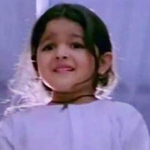 Alia Bhatt releases new stills from Raazi on her 25th birthday