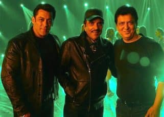 First pic! Salman Khan and Dharmendra up their SWAG for Yamla Pagla Deewana: Phir Se's special song First pic! Salman Khan and Dharmendra up their SWAG for Yamla Pagla Deewana: Phir Se's special song