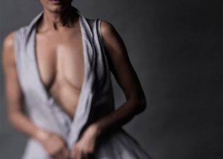 Achint Kaur of Jamai Raja stuns in this sexy dress with a plunging neckline - view pic! Achint Kaur of Jamai Raja stuns in this sexy dress with a plunging neckline - view pic!