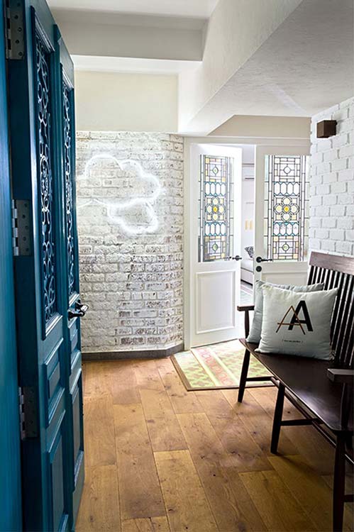 Alia Bhatt makes sure to leave her mark around the house