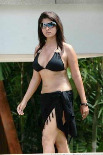 Nayanthara Is Looking Smokin Hot In This Black Bikini Hot And Sexy Photos Nayantara Images