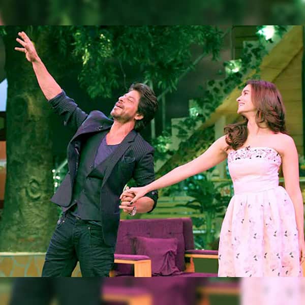 Alia Bhatt and Shah Rukh Khan have redefined adorable for us with their latest pictures